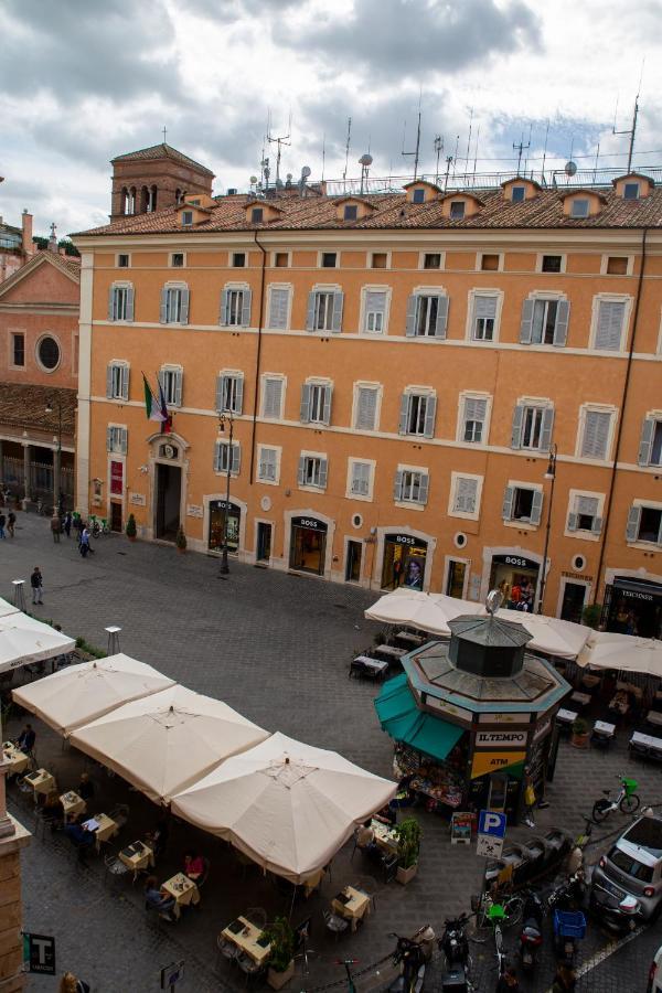 Relais San Lorenzo In Lucina Roma Esterno foto