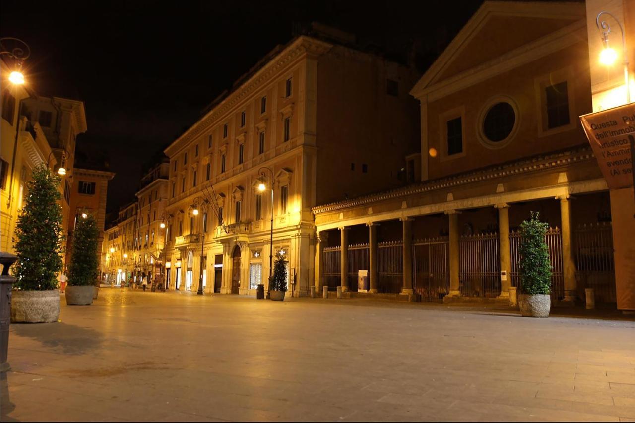 Relais San Lorenzo In Lucina Roma Esterno foto